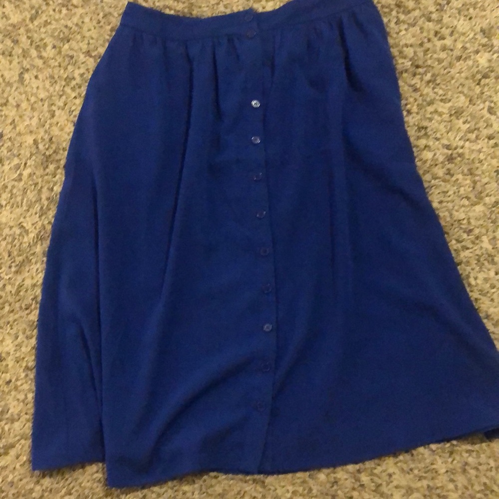 Large forever 21 skirt